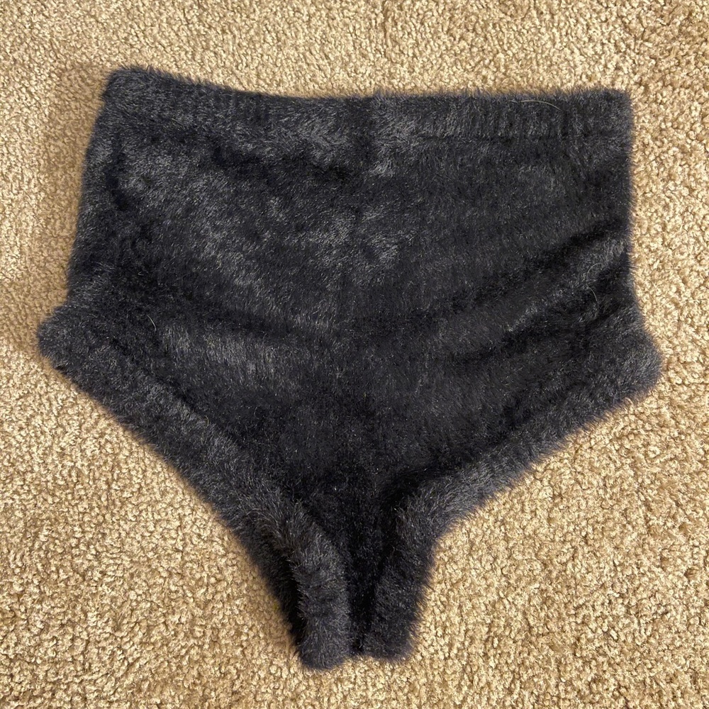 Victoria’s Secret Black Fiona Sleep Short